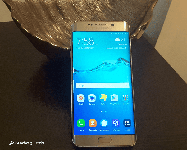 S6 Edge скользкий