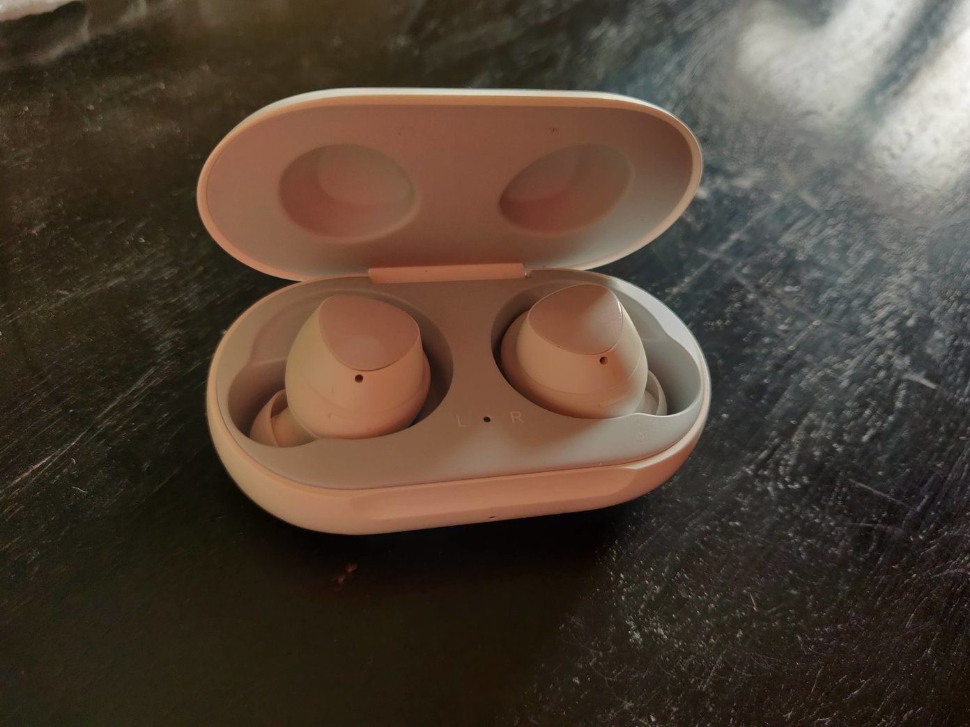 Jabra Elite 65 T против Samsung Galaxy Buds 4