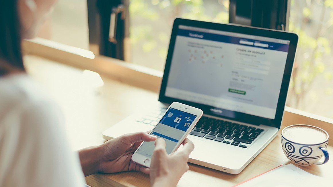 Лучшие способы исправить Facebook продолжает выходить из системы