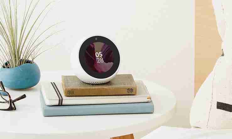 5 лучших скинов и обложек Amazon Echo Spot