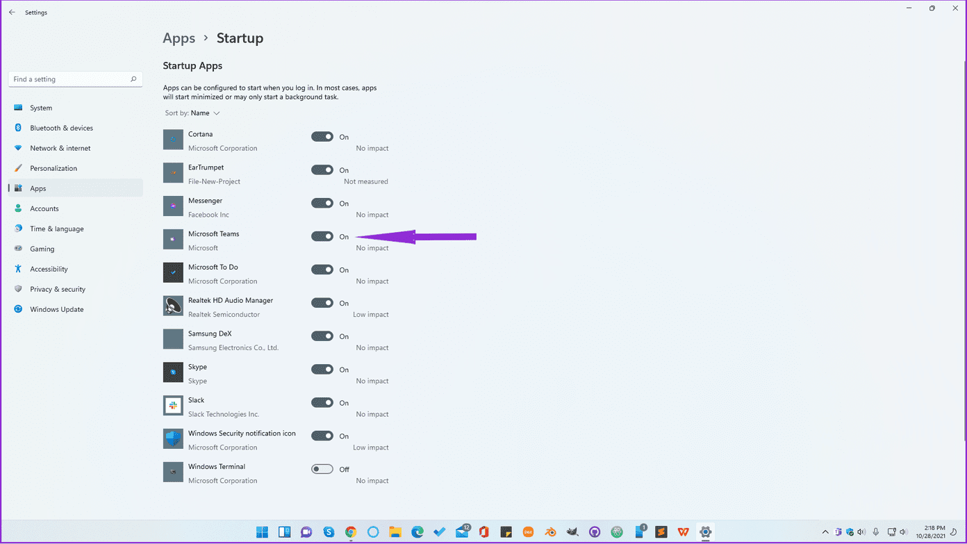 Найдите Microsoft Teams в списке и выключите его переключатель.
