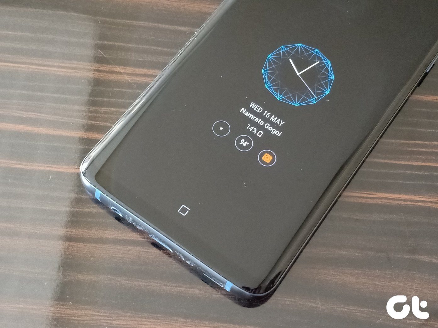 Получайте информацию о погоде на экране Always On Display для устройств Samsung 6