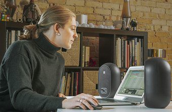 JBL 1 серии 104BT