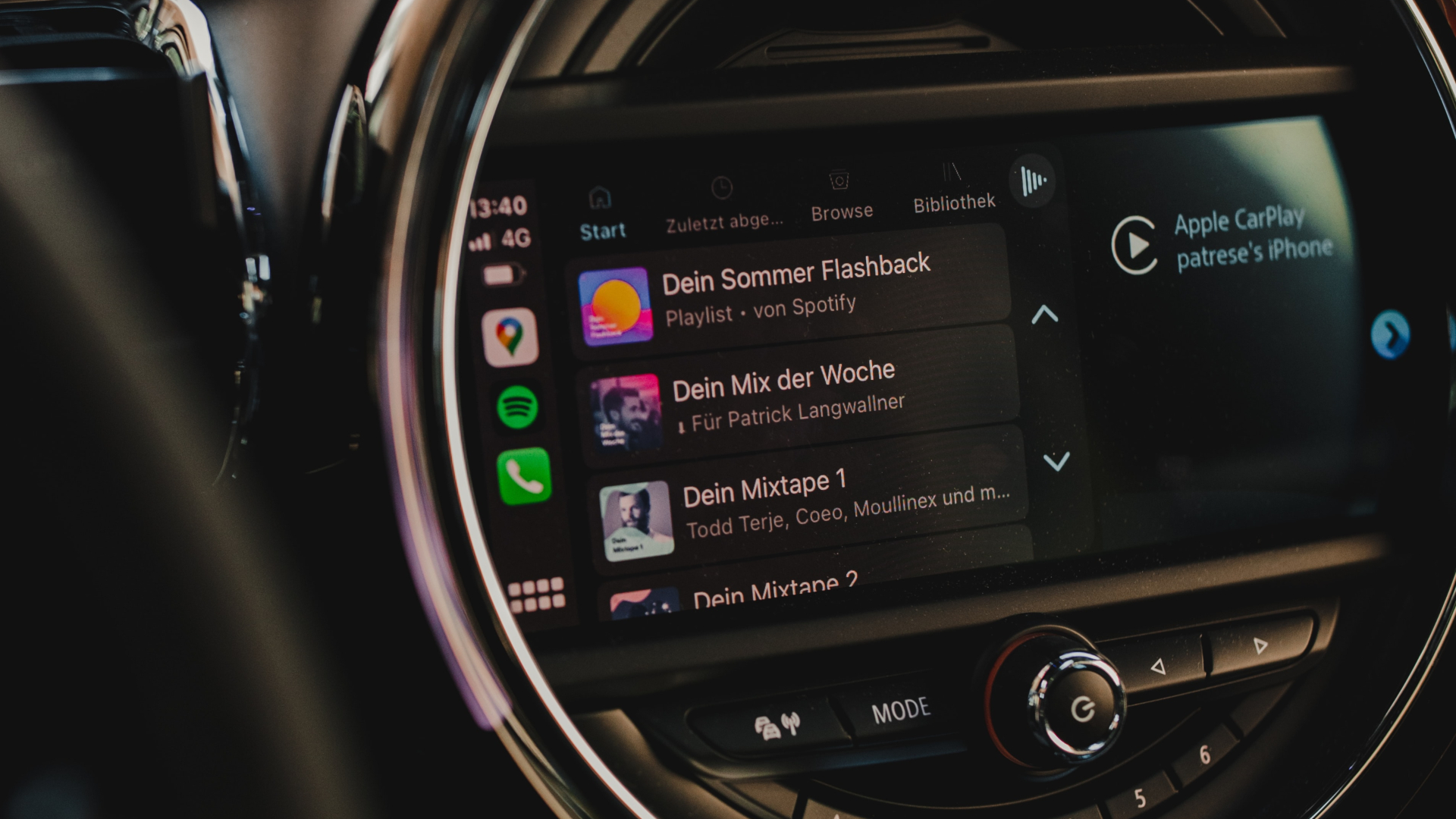 Перезапустите головное устройство Android Auto.