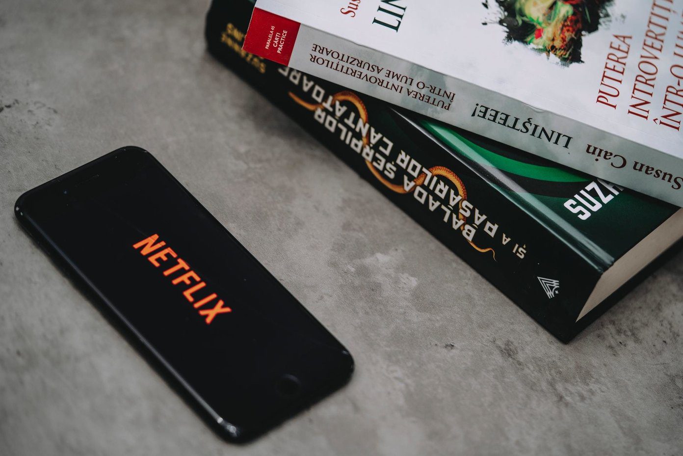 Что происходит, когда вы выходите из своей учетной записи netflix со всех устройств?