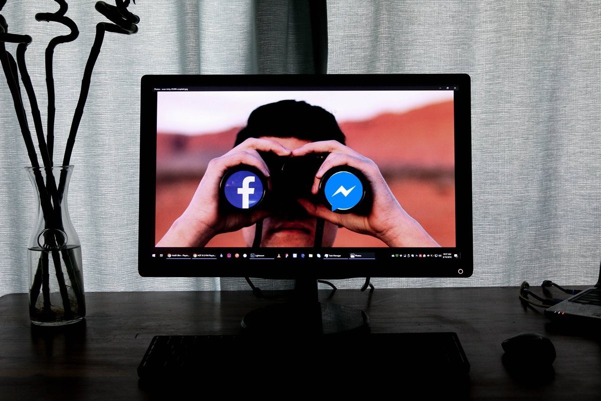 Facebook против Facebook Messenger История Fi