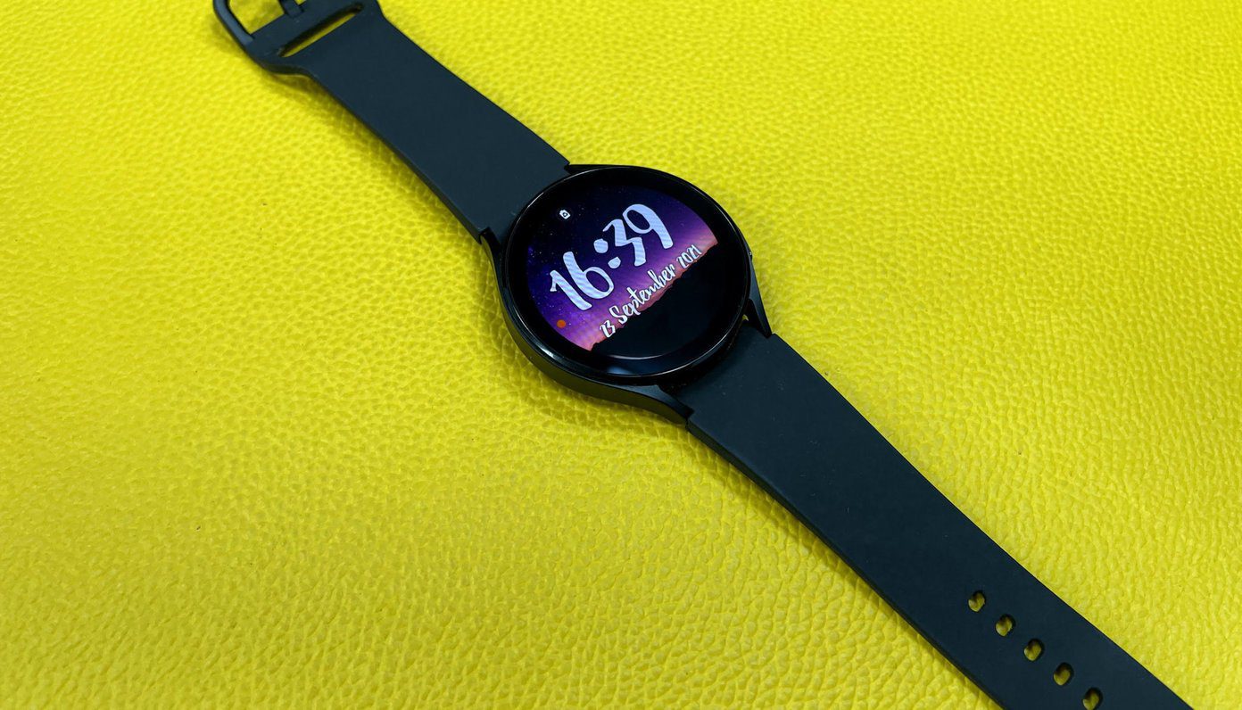 2 Как настроить циферблаты на Samsung Galaxy Watch